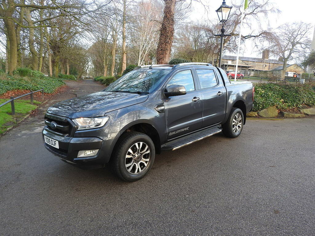 Ford Ranger 3.2 Tdci Wildtrak Pickup Double Cab Aut YO19DJF Grey #3