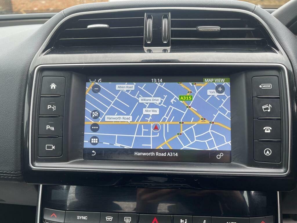 Jaguar XE 2.0D Portfolio Awd Euro 6 S S OE67YTB Black #3