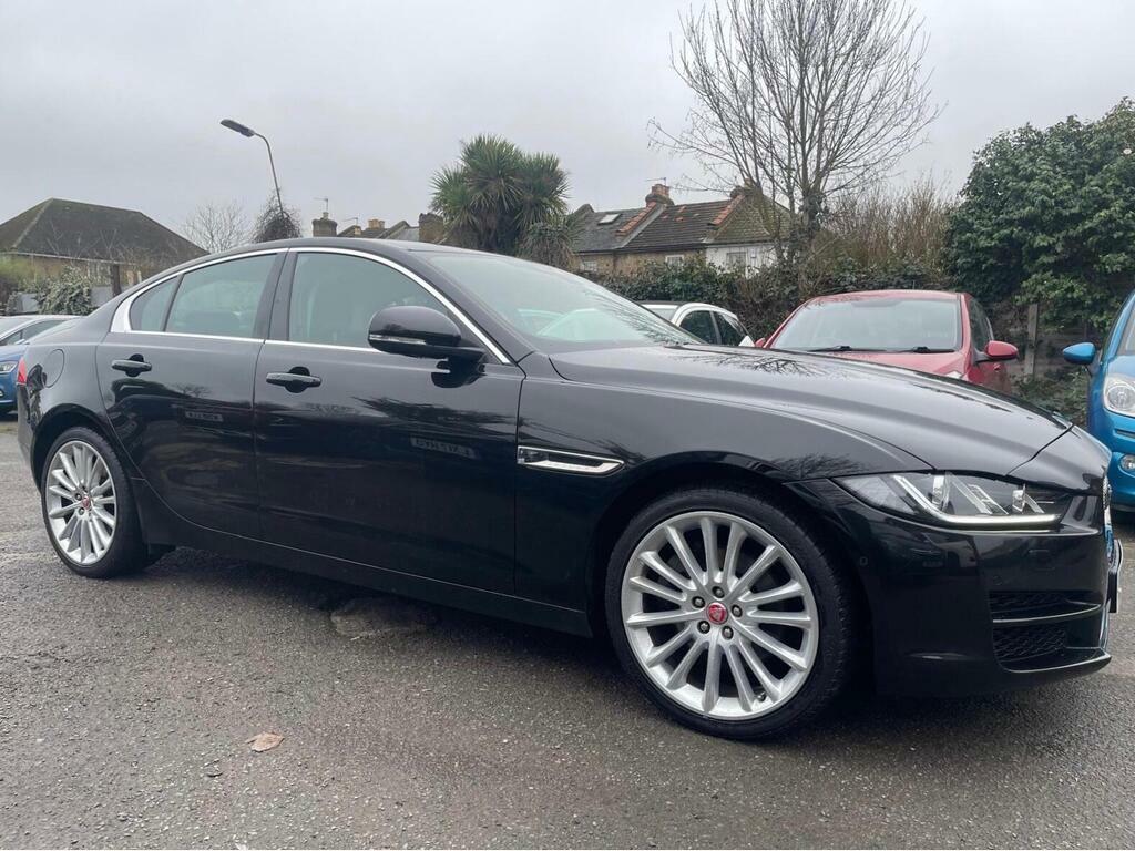 Jaguar XE 2.0D Portfolio Awd Euro 6 S S OE67YTB Black #4