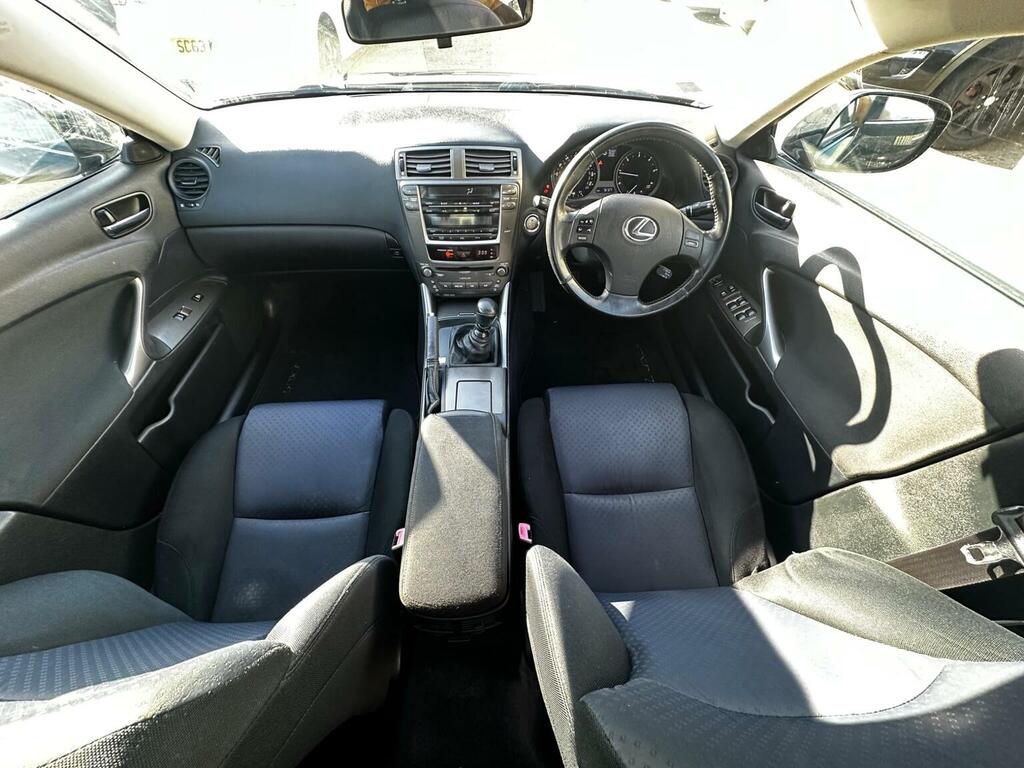 Lexus IS Saloon 2.2 220Td 200858 Black #5