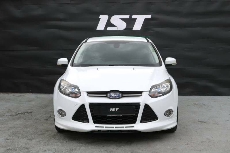 Ford Focus 1.6 125 Zetec S Powershift - 2013 62 SC62JJL White #2