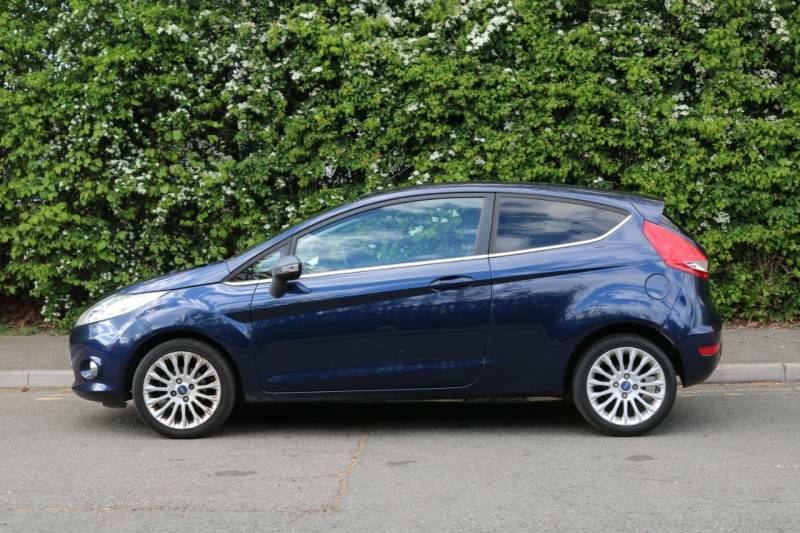 Ford Fiesta 1.4 Titanium - 2011 11 NA11WXX Blue #4