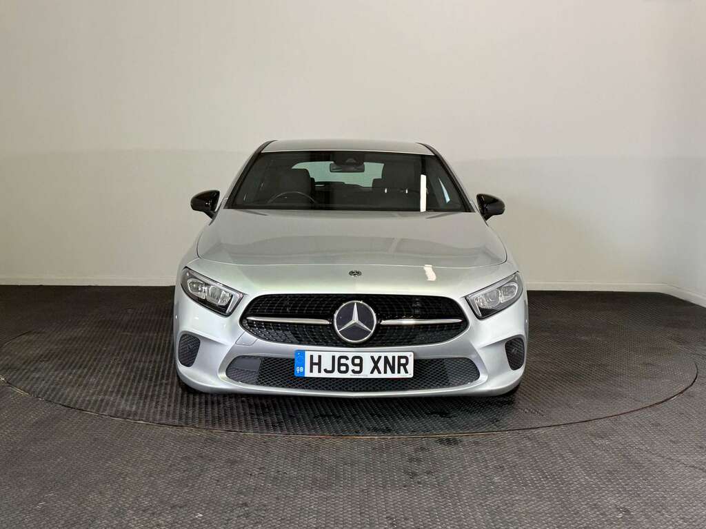 Mercedes-Benz A Class 1.5 A180d Sport Executive Hatchback 7 Silver