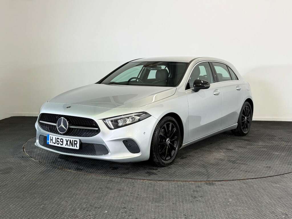 Mercedes-Benz A Class 1.5 A180d Sport Executive Hatchback 7 HJ69XNR Silver #2