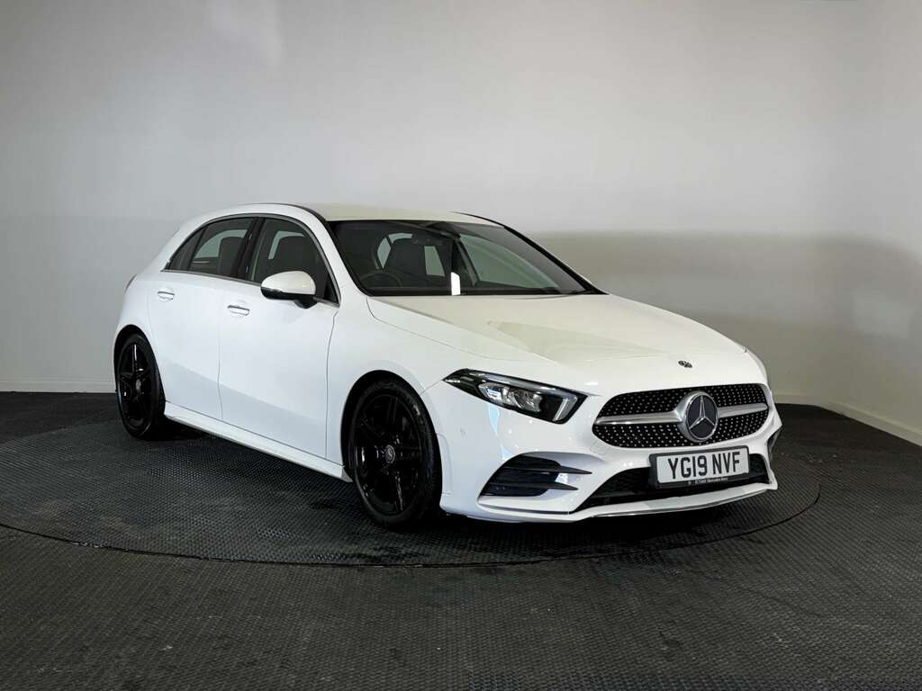 Mercedes-Benz A Class 1.3 A180 Amg Line Premium Hatchback M White