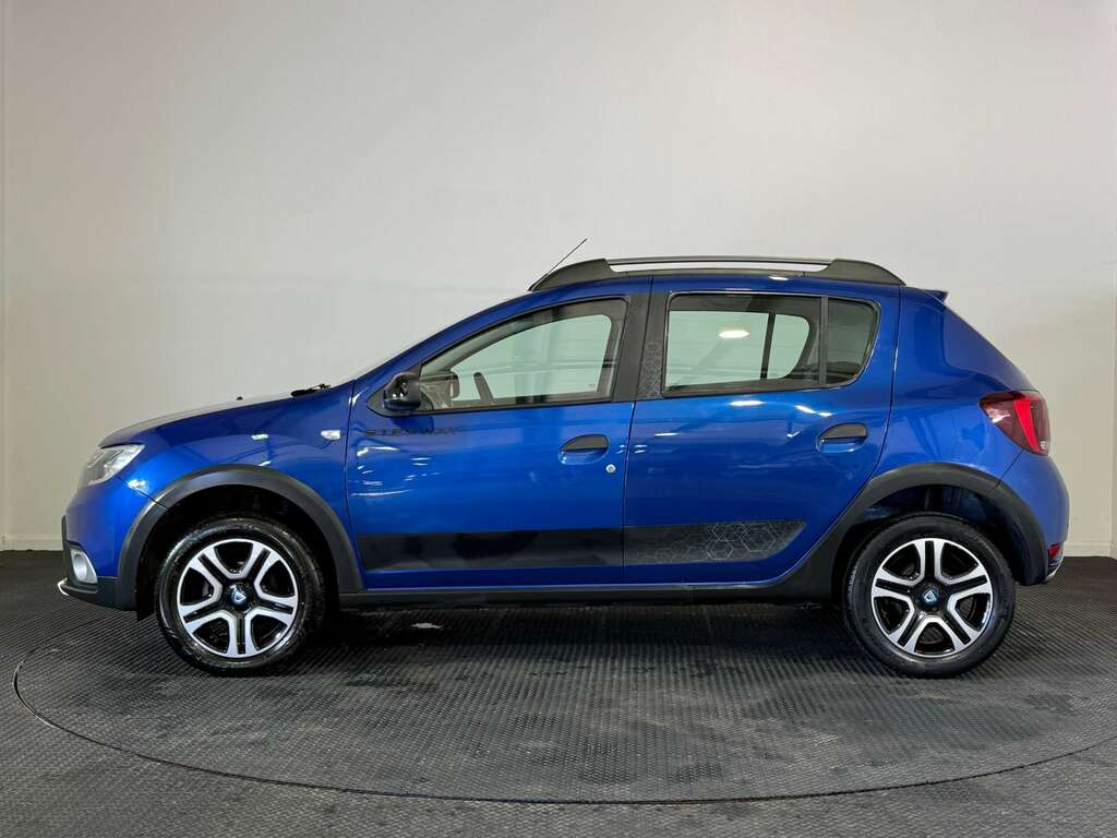 Dacia Sandero Stepway 0.9 Tce Se Twenty Hatchback Euro LR70ZFO Blue #4