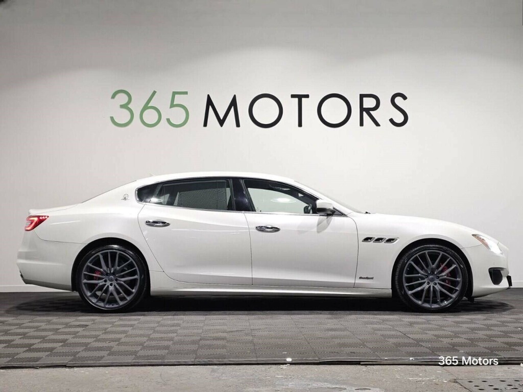 Maserati Quattroporte V6  #12