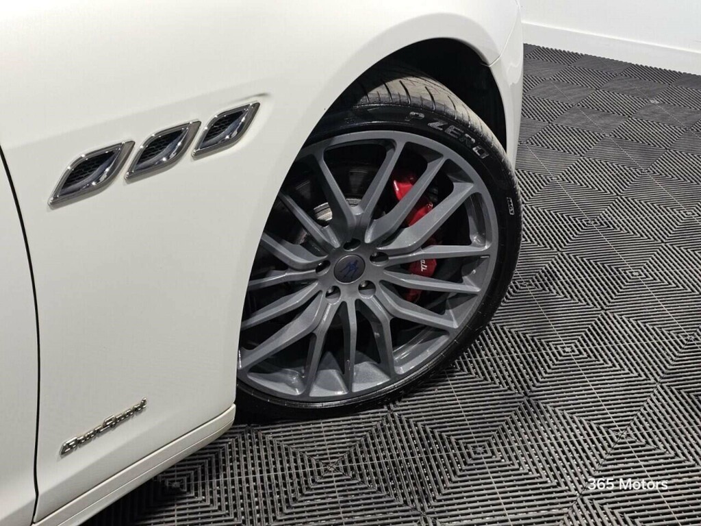 Maserati Quattroporte V6  #13