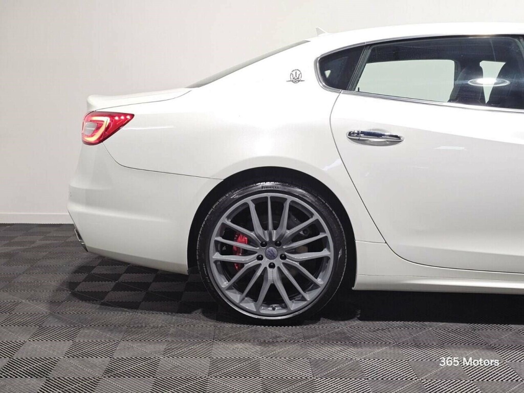 Maserati Quattroporte V6  #21