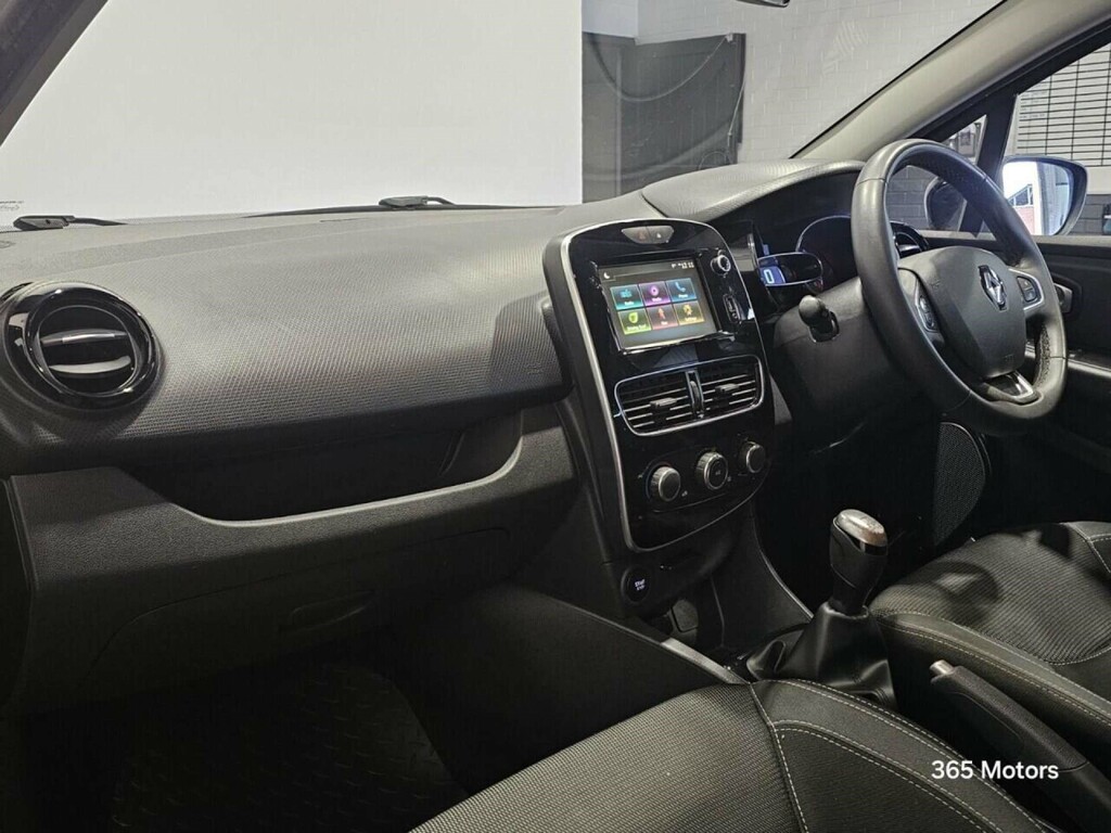 Renault Clio Iconic Hatchback Euro 6 Ss MH68AWY Black #2