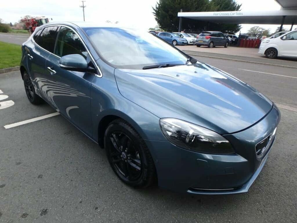 Volvo V40 1.6 T4 Se Lux 13840 Miles Blue