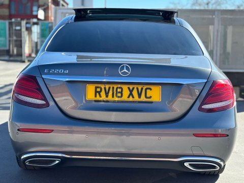 Mercedes-Benz E Class 2.0 E 220 RV18XVC Grey #5