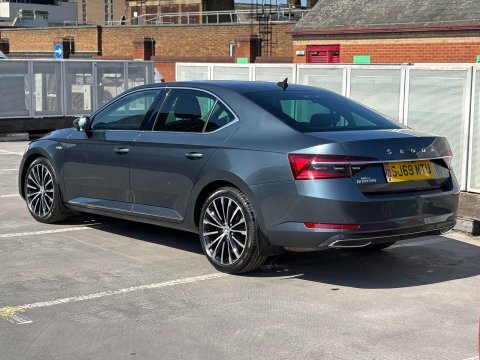 Skoda Superb 2.0 Superb Laurin SJ69NTU Grey #6