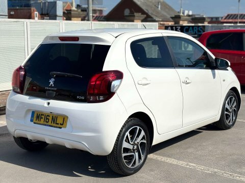 Peugeot 108 1.2 108 Allure MF16NLJ White #4