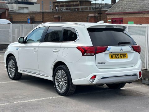 Mitsubishi Outlander 2.4 Outlander Dynamic White #6