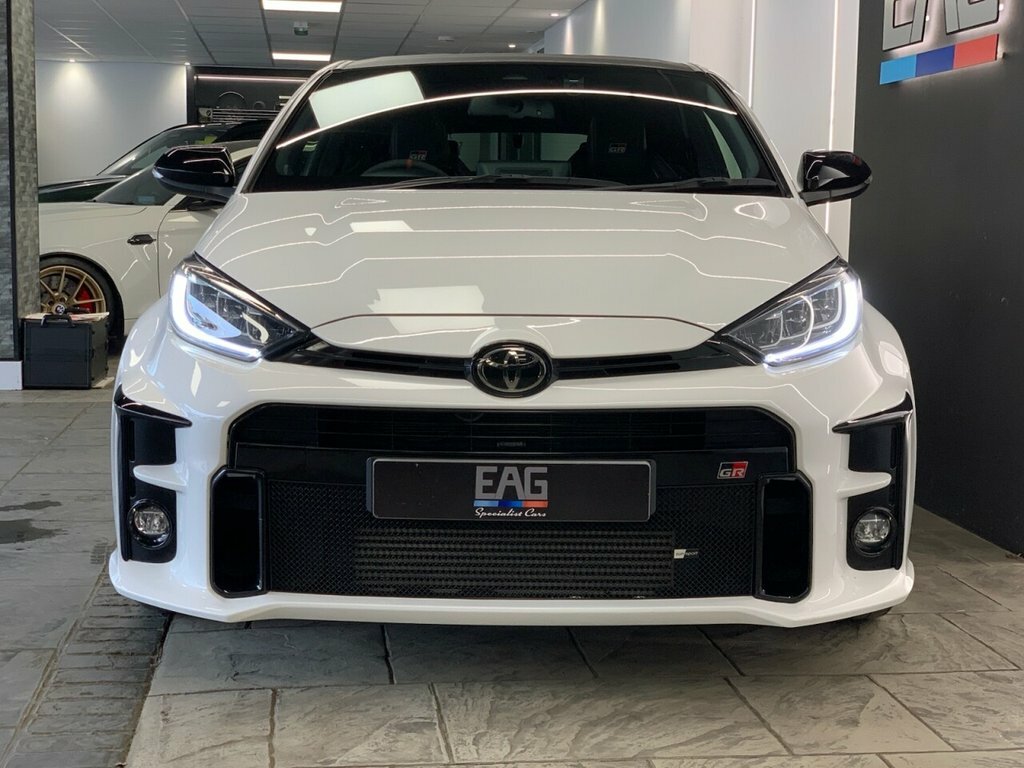 Toyota Yaris 1.6L Gr Circuit EF21LHL White #4