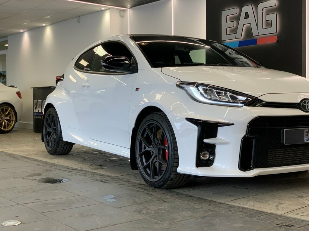 Toyota Yaris 1.6L Gr Circuit EF21LHL White #6