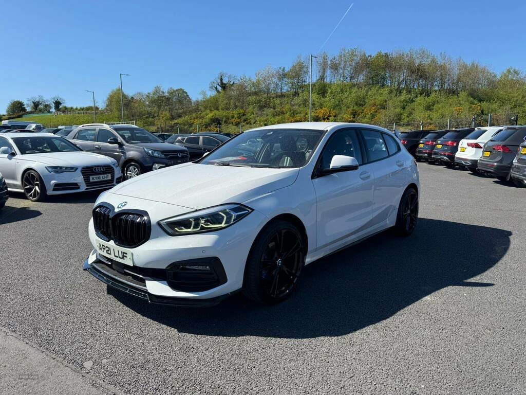 BMW 1 Series 118D Sport Step AP21LUF White #6