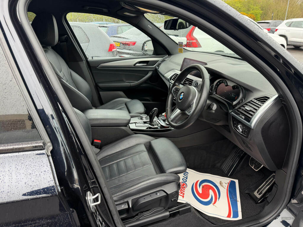 BMW X3 Xdrive20d M Sport Step FT19VNN Black #5