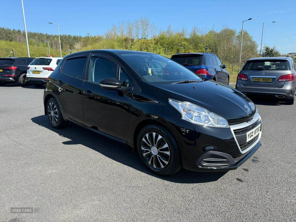 Peugeot 208 Access Hdi YGZ8733 Black #4