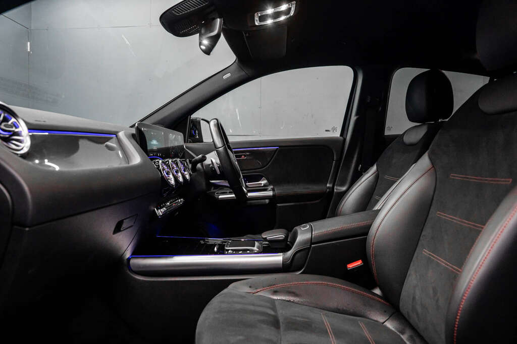 Mercedes-Benz GLA Class Amg Line Premium HX22ULU #4