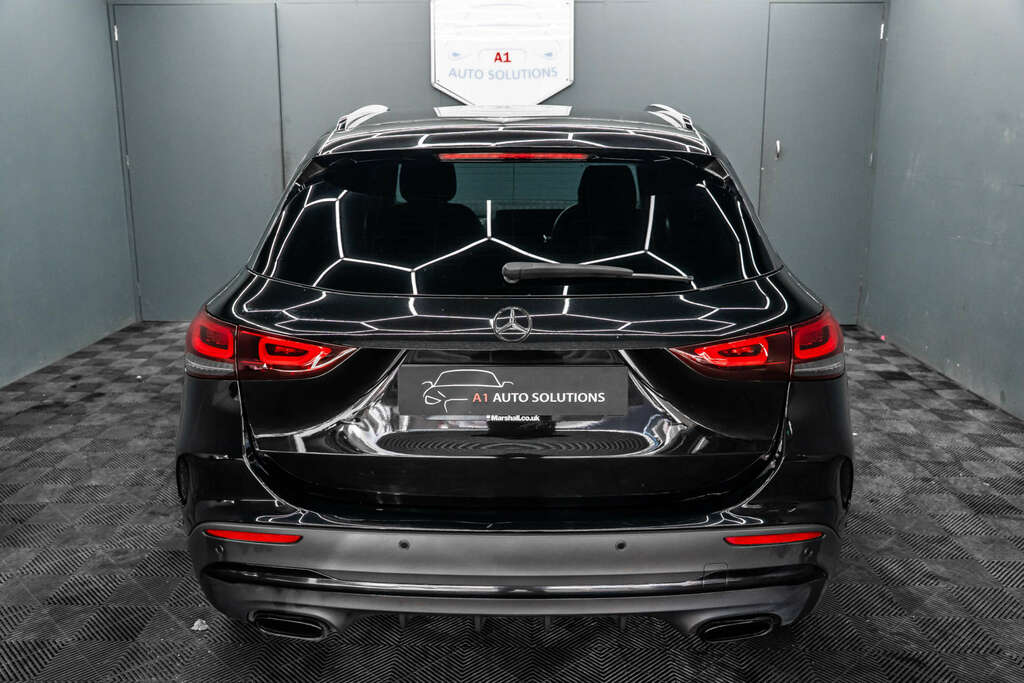 Mercedes-Benz GLA Class Amg Line Premium HX22ULU #5