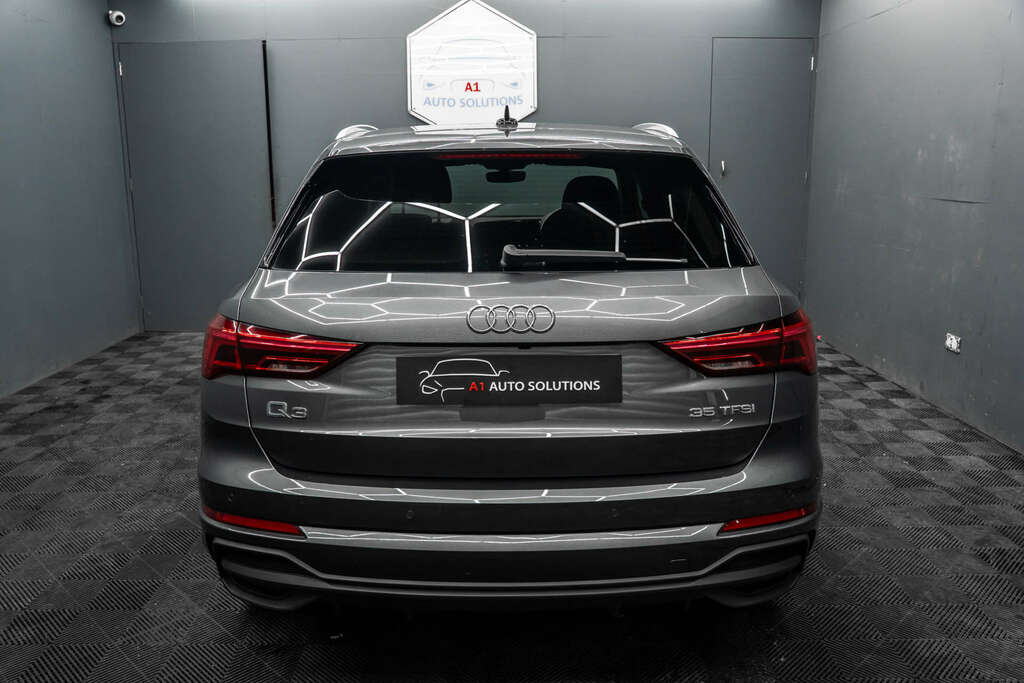 Audi Q3 S Line 35 Tfsi Mhev KD23HDN #3