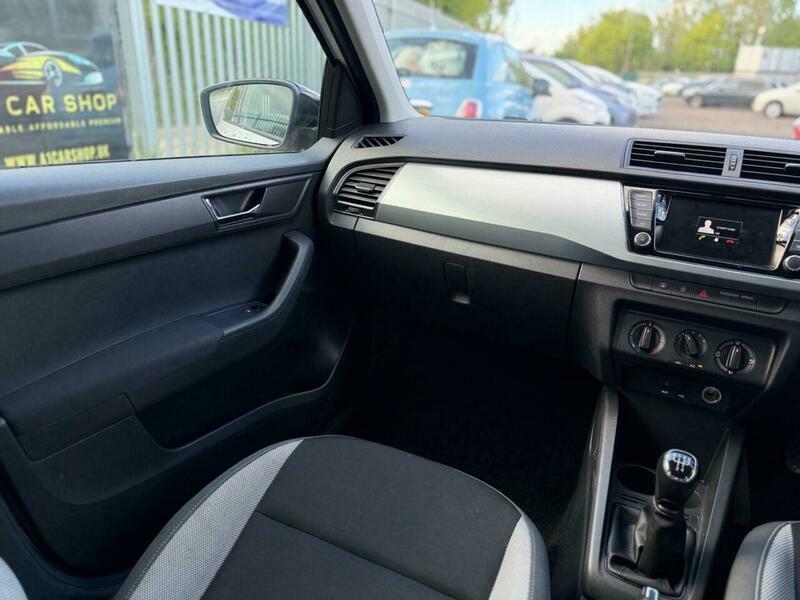 Skoda  Tdi Laurin Klement Beige #34