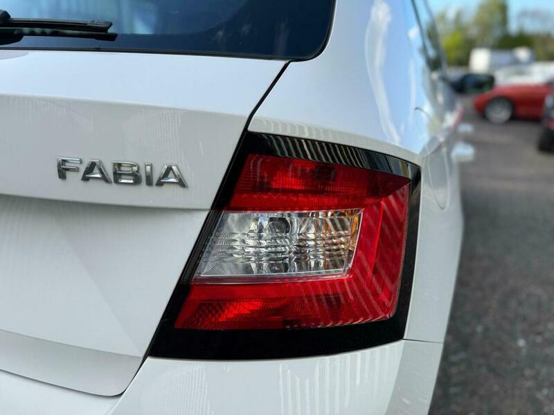 Skoda  Tdi Laurin Klement Beige #45