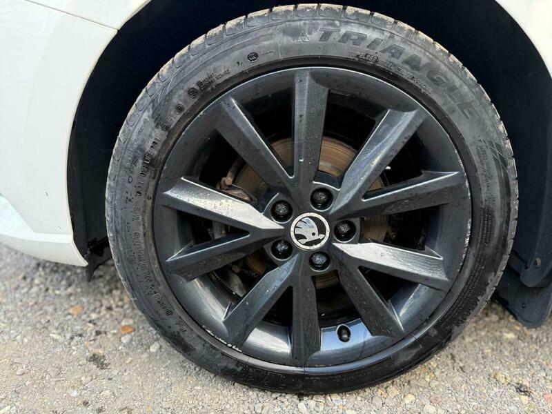 Skoda  Tdi Laurin Klement Beige #46