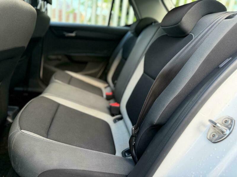 Skoda  Tdi Laurin Klement Beige #37
