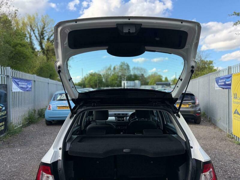 Skoda  Tdi Laurin Klement Beige #36