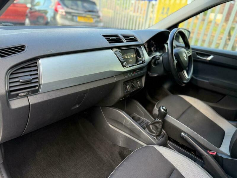 Skoda  Tdi Laurin Klement Beige #40
