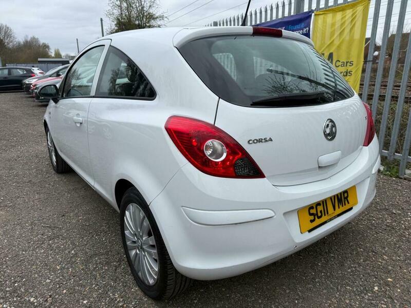 Vauxhall Corsa 1.2 16V Excite Euro SG11VMR White #3