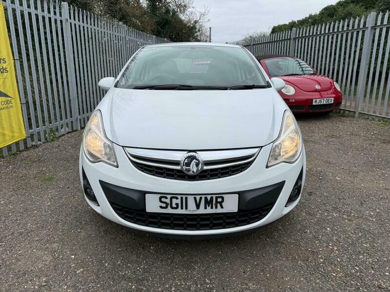 Vauxhall Corsa 1.2 16V Excite Euro SG11VMR White #2