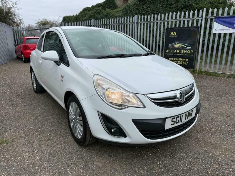 Vauxhall Corsa 1.2 16V Excite Euro White
