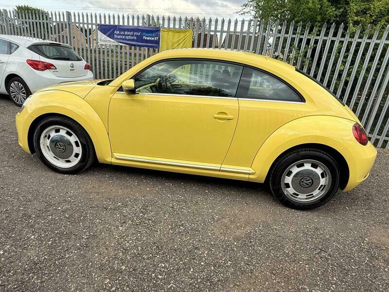 Volkswagen Beetle 2.0 Tdi Bluemotion Tech RX65EXV Yellow #6