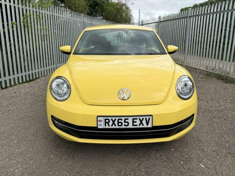 Volkswagen Beetle 2.0 Tdi Bluemotion Tech RX65EXV Yellow #4
