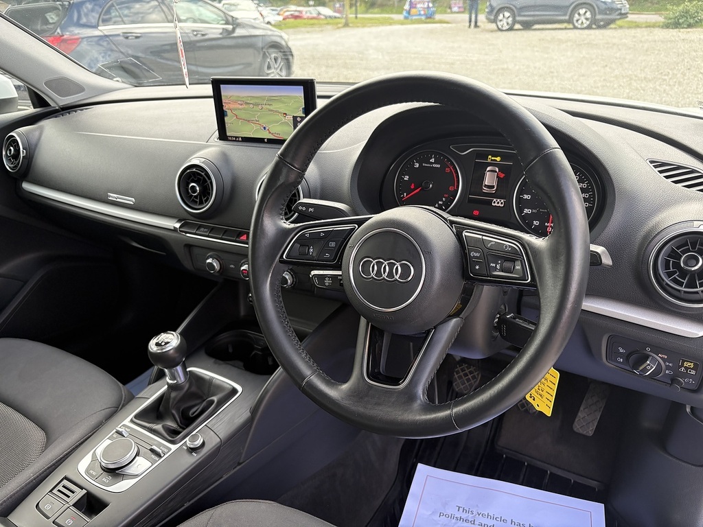Audi A3 Tdi Se Technik WU68BWJ White #6