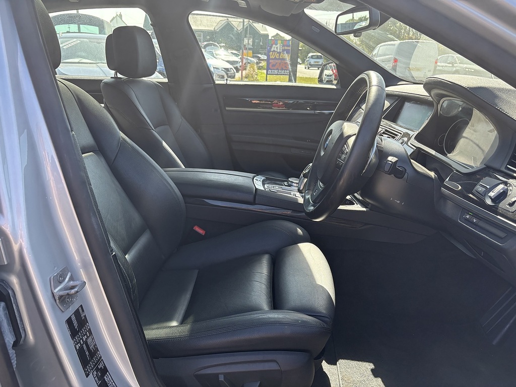 BMW 7 Series 730D M Sport Silver #5
