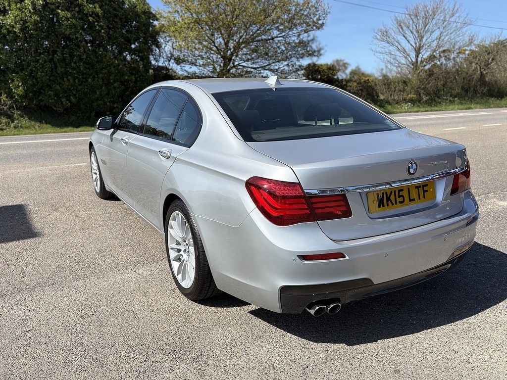 BMW 7 Series 730D M Sport Silver #2
