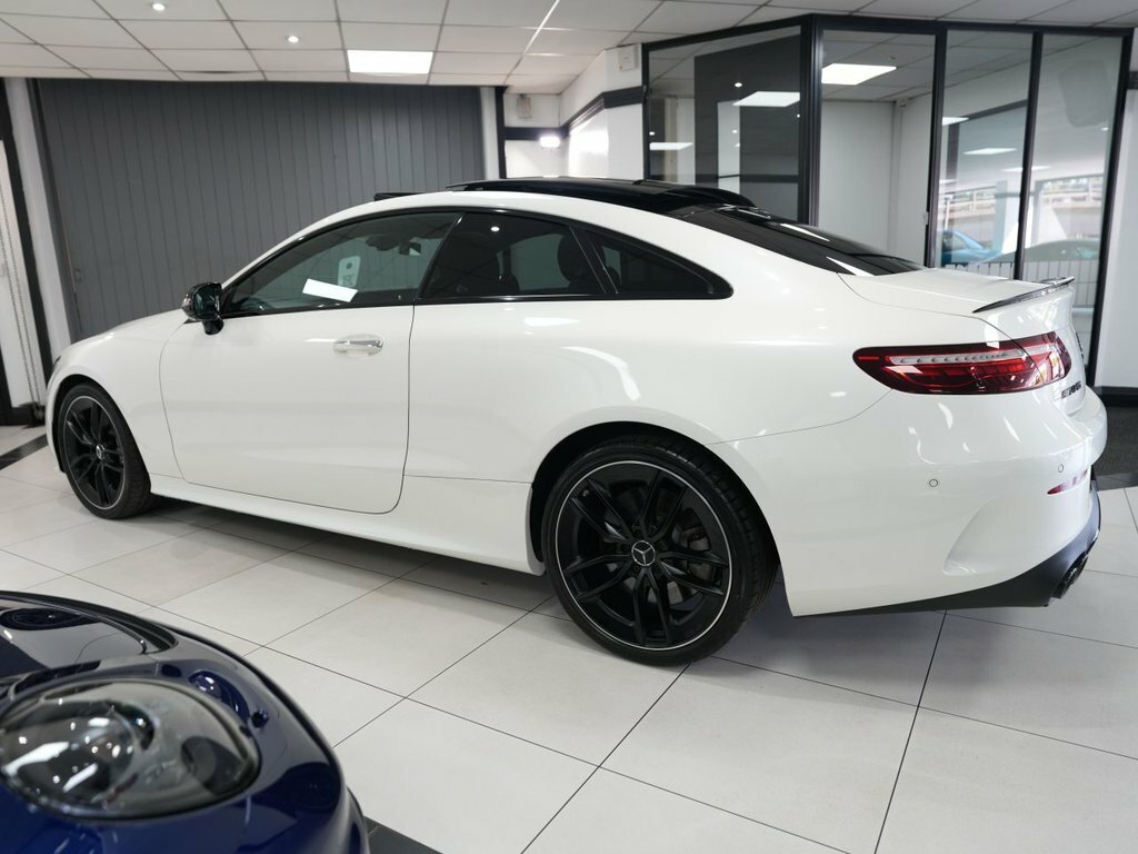 Mercedes-Benz E Class 3L Amg White #6