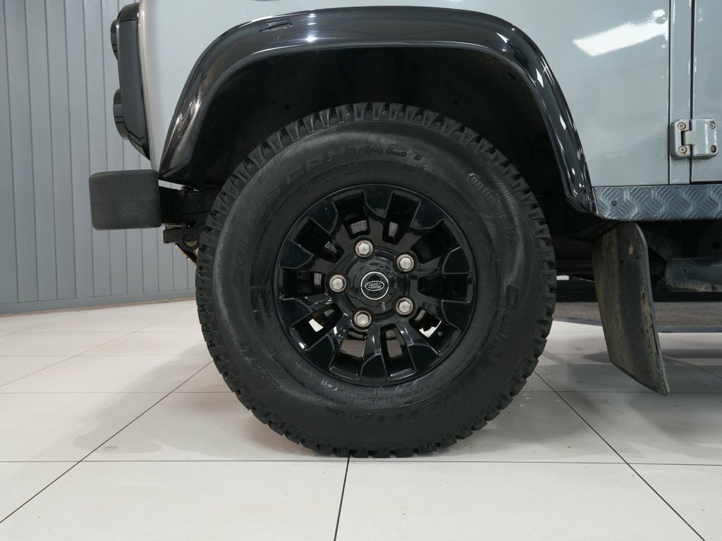 Land Rover Defender 2.2L Xtech Limited Edition BP62PZX Grey #3
