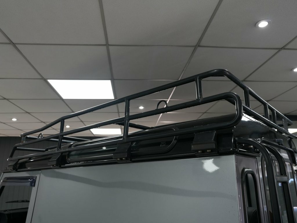Land Rover Defender 2.2L Xtech Limited Edition BP62PZX Grey #5