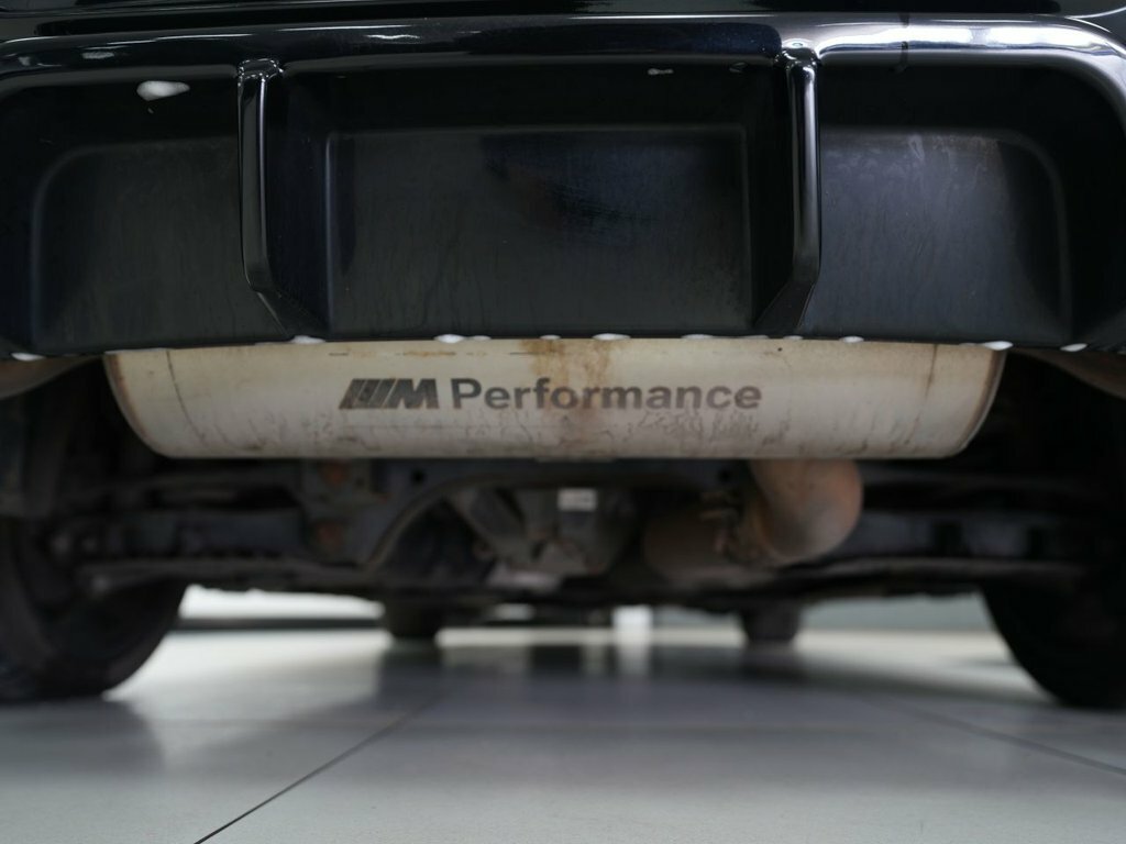 BMW 1 Series 3L Shadow Edition LH67AMK Black #2