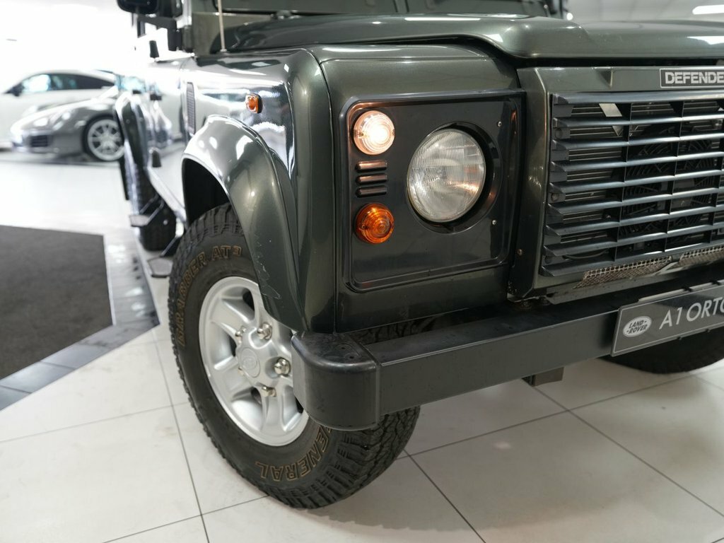 Land Rover Defender  Red #29