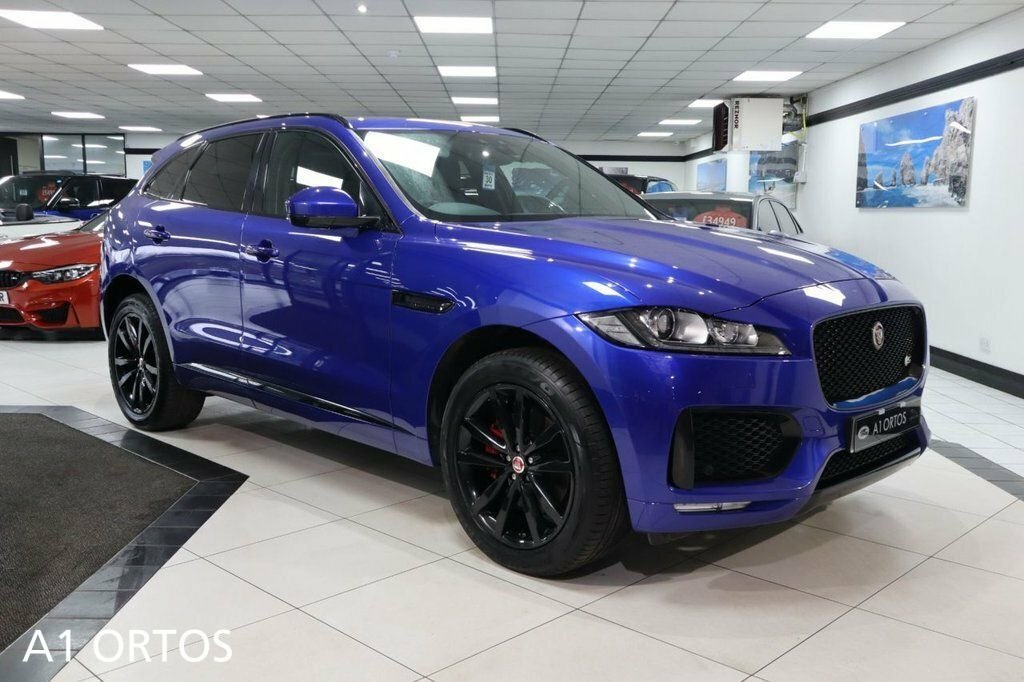 Jaguar F-Pace 3L S Blue