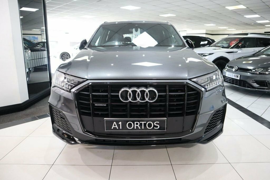 Audi Q7 3L Black Edition LO71VNT Grey #2