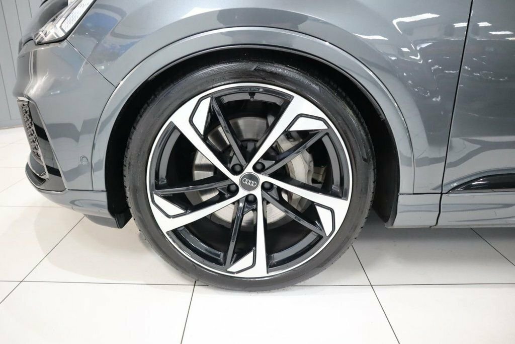 Audi Q7 3L Black Edition LO71VNT Grey #5