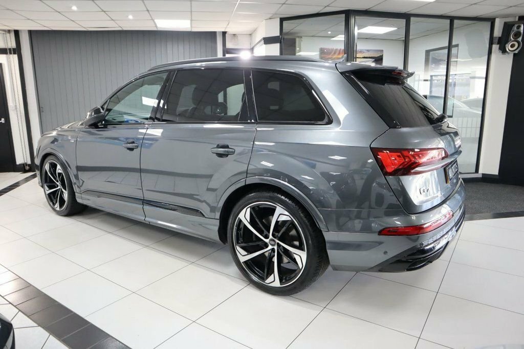 Audi Q7 3L Black Edition LO71VNT Grey #6